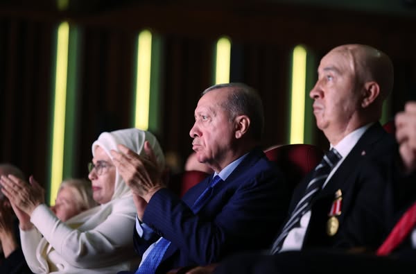 AK Parti Afyonkarahisar Milletvekili Yurdunuseven, Cumhurbaşkanlığı Külliyesi'nde Destansı Gösteriye Katıldı