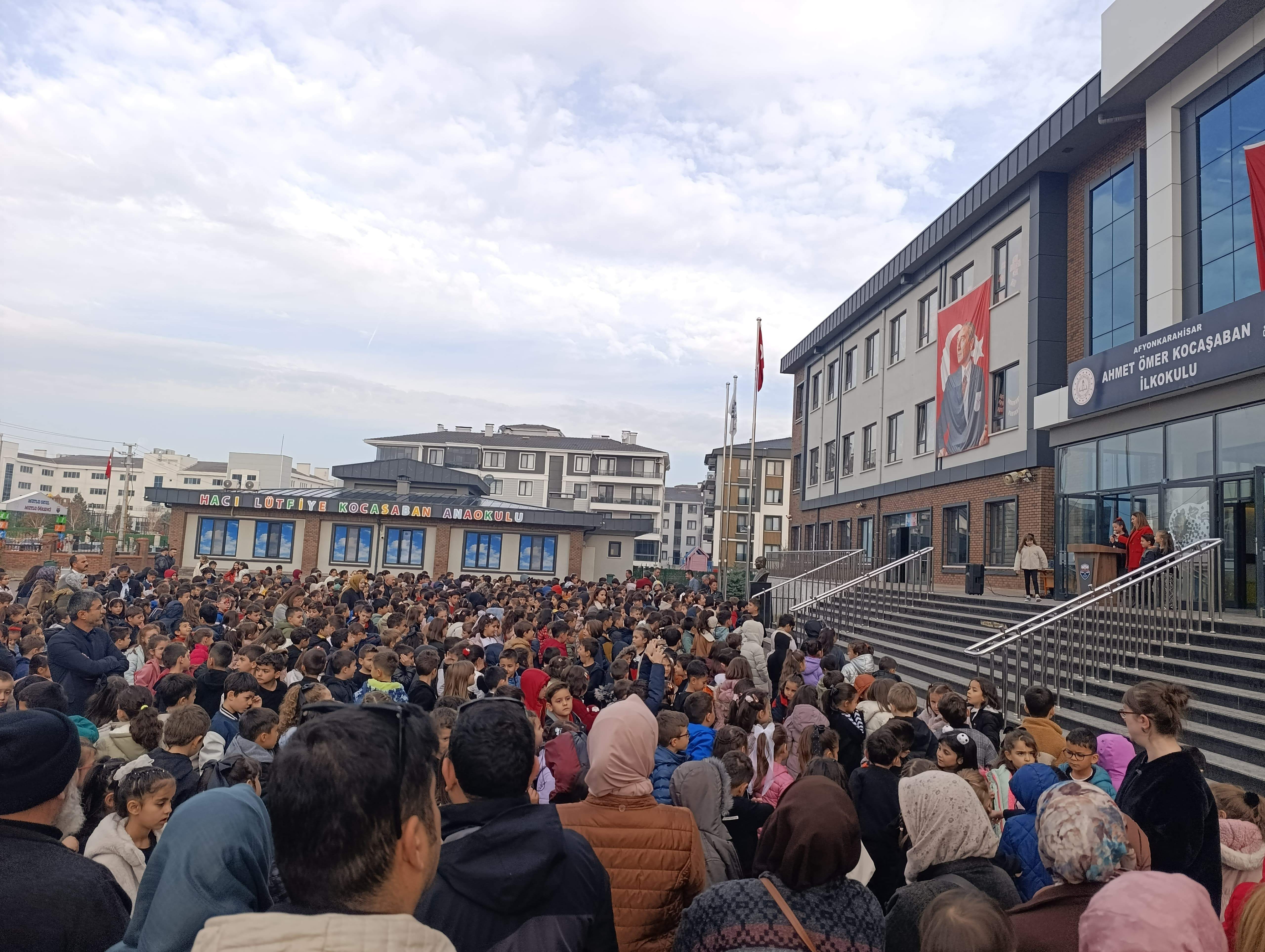 Ahmet Ömer Kocaşaban İlkokulu’nda 10 Kasım Atatürk’ü Anma Programı Duygu Dolu Anlara Sahne Oldu