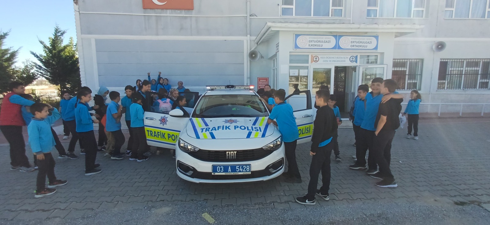 Afyonkarahisar’da Öğrencilere Trafik ve Güvenlik Eğitimi