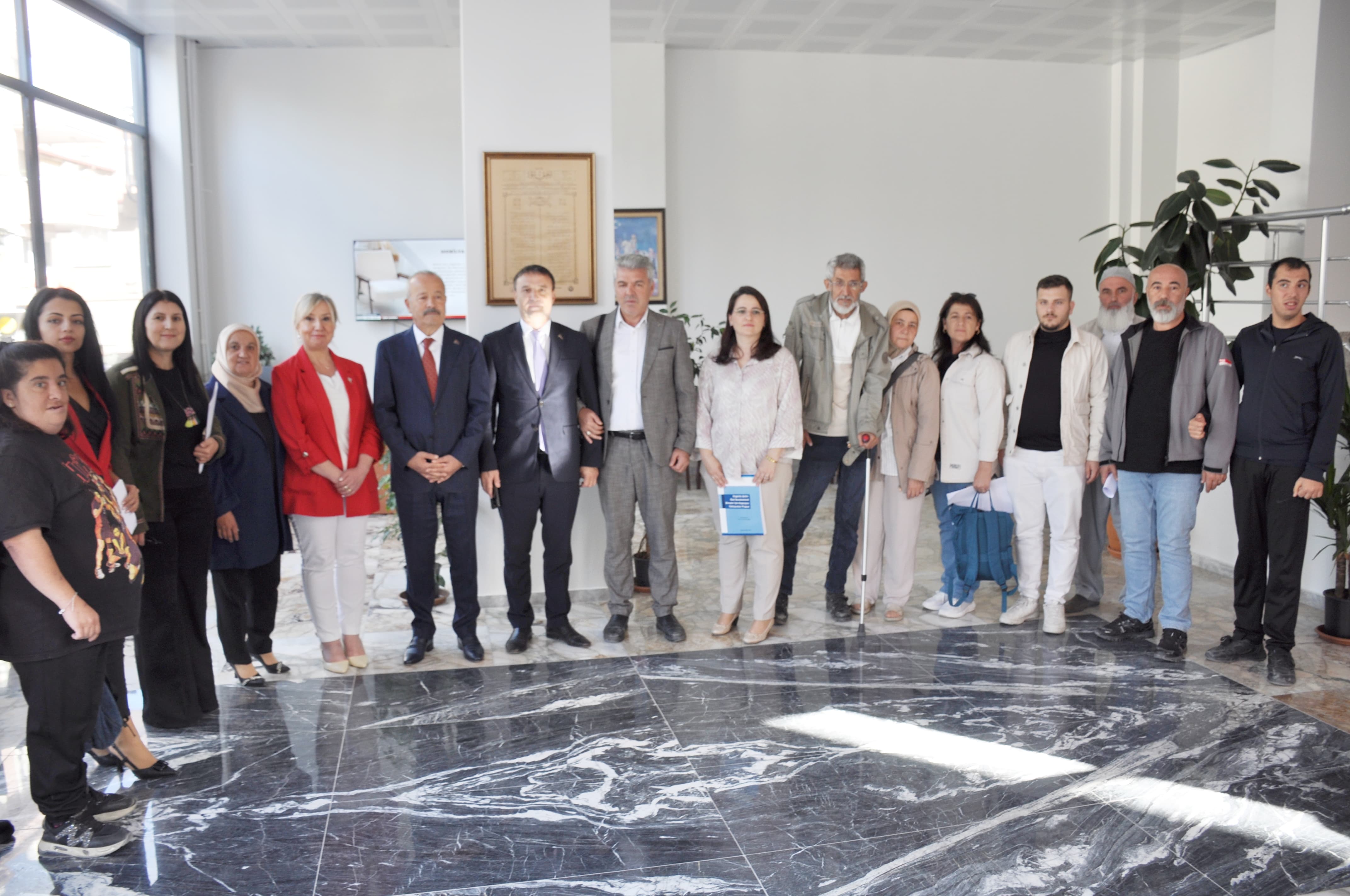 MHP Afyonkarahisar’dan Özel Gereksinimli Bireyler İçin “Engelsiz Yaşam ve Spor Alanı” Projesi