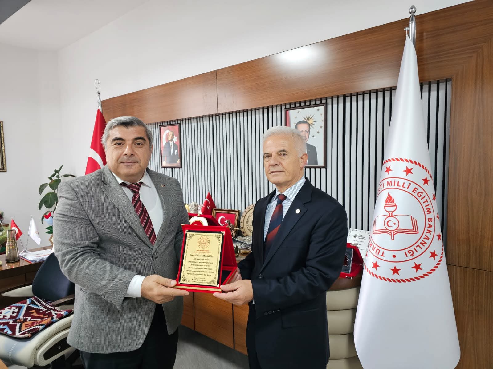 Eğitime Adanmış Bir Ömre Vefa Örneği