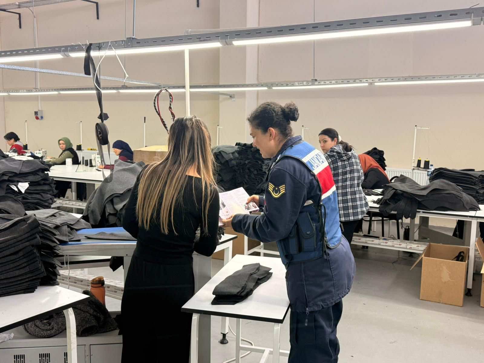 Bayat ta Jandarmadan KADES ve Kadına Şiddetle Mücadele Eğitimi