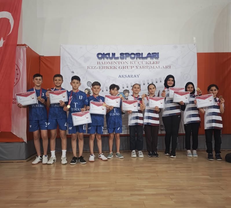 Afyonkarahisar Badminton Takımları Hangi Başarıya İmza Attı?