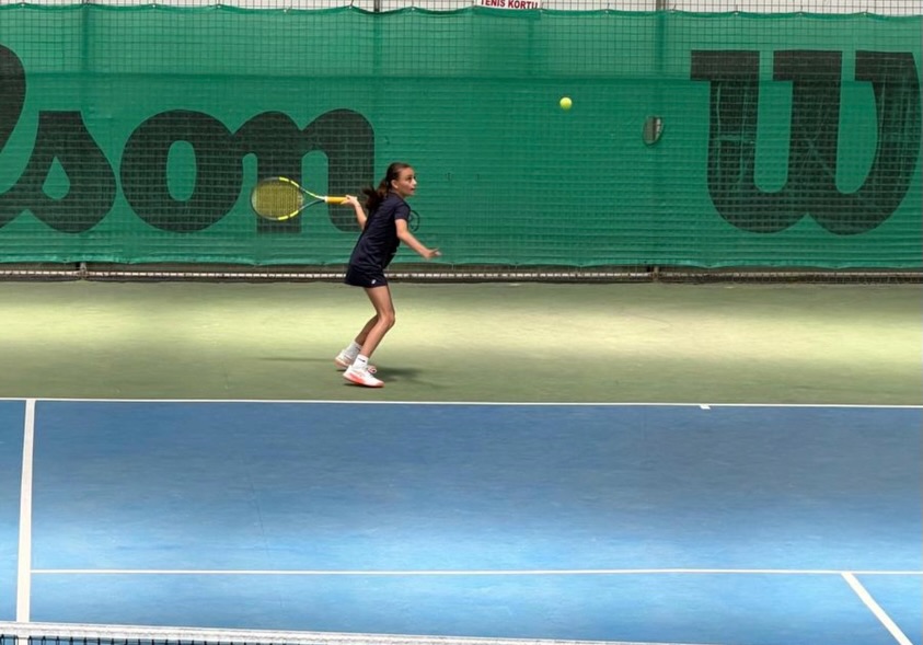 Afyonkarahisar'da 12 Yaş Hafta Sonu Tenis Turnuvası Tamamlandı