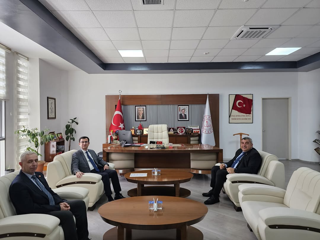 Afyonkarahisar İl Milli Eğitim Müdürü Miraç Sünnetci'ye Çevre Şehircilik ve İklim Değişikliği İl Müdürü'nden Ziyaret