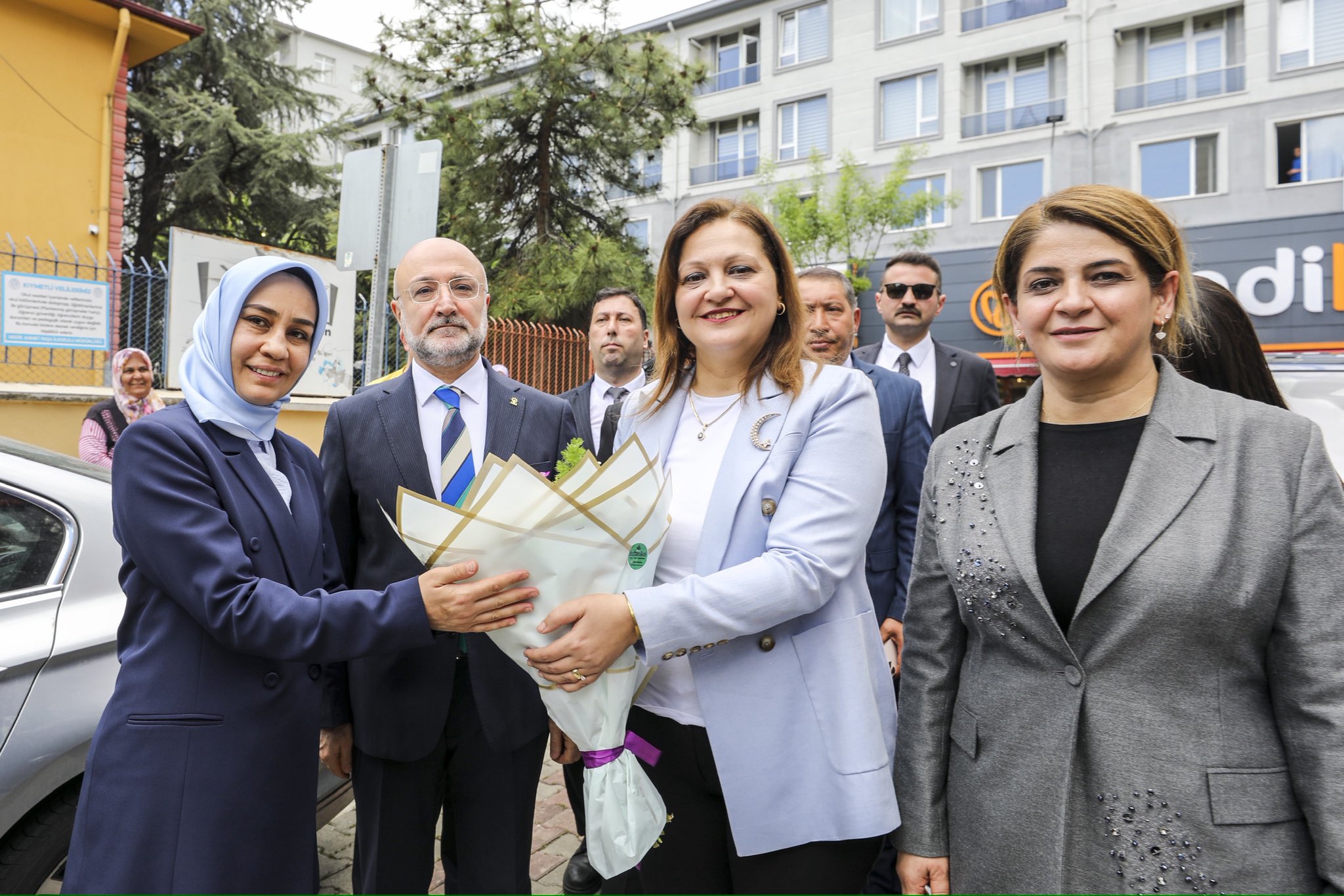 AK Parti Afyonkarahisar'da toplantı gerçekleştirildi