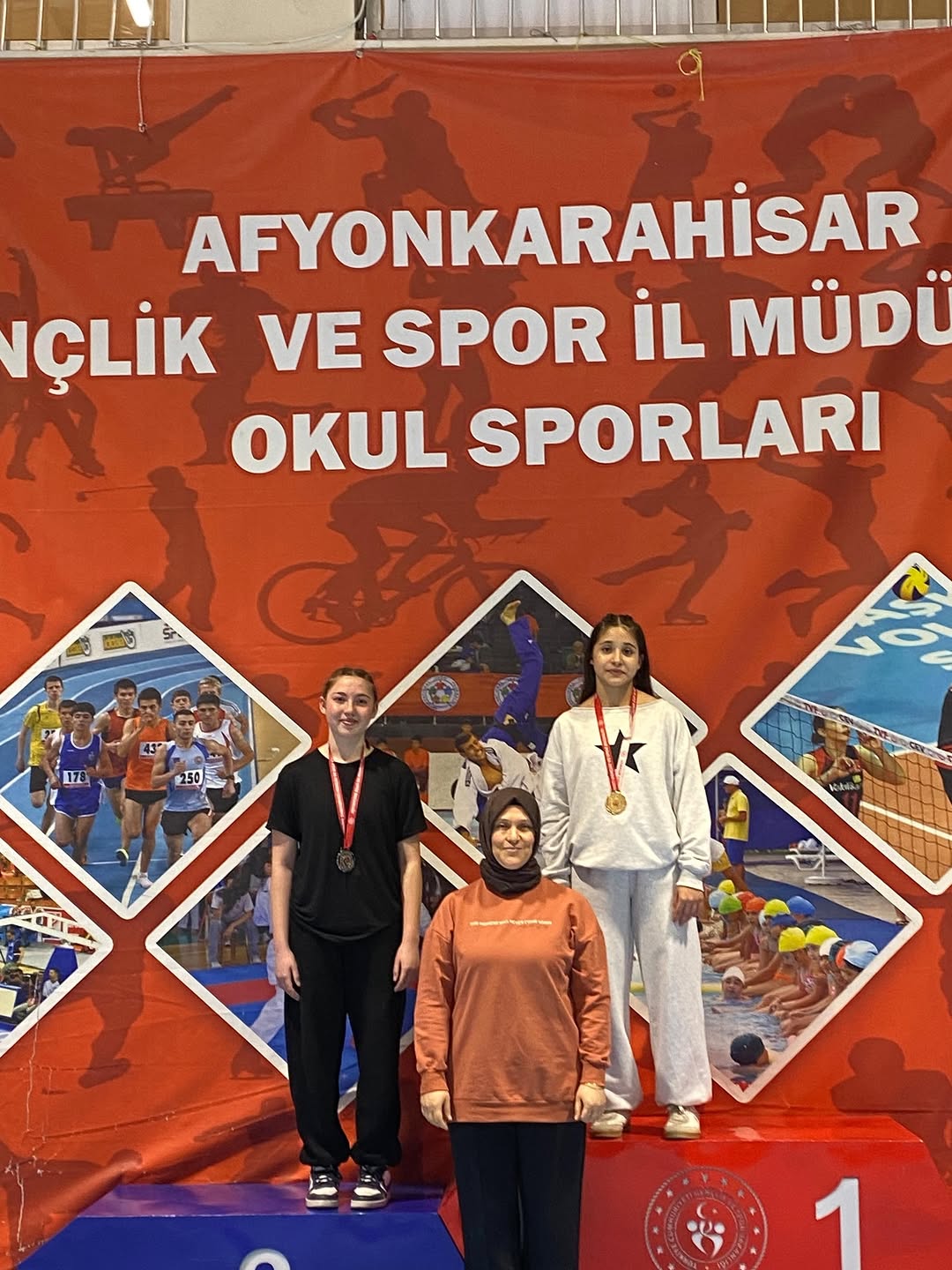 Burmalı Mahalle Sakini Sudenaz Aldemir İl Birincisi Oldu