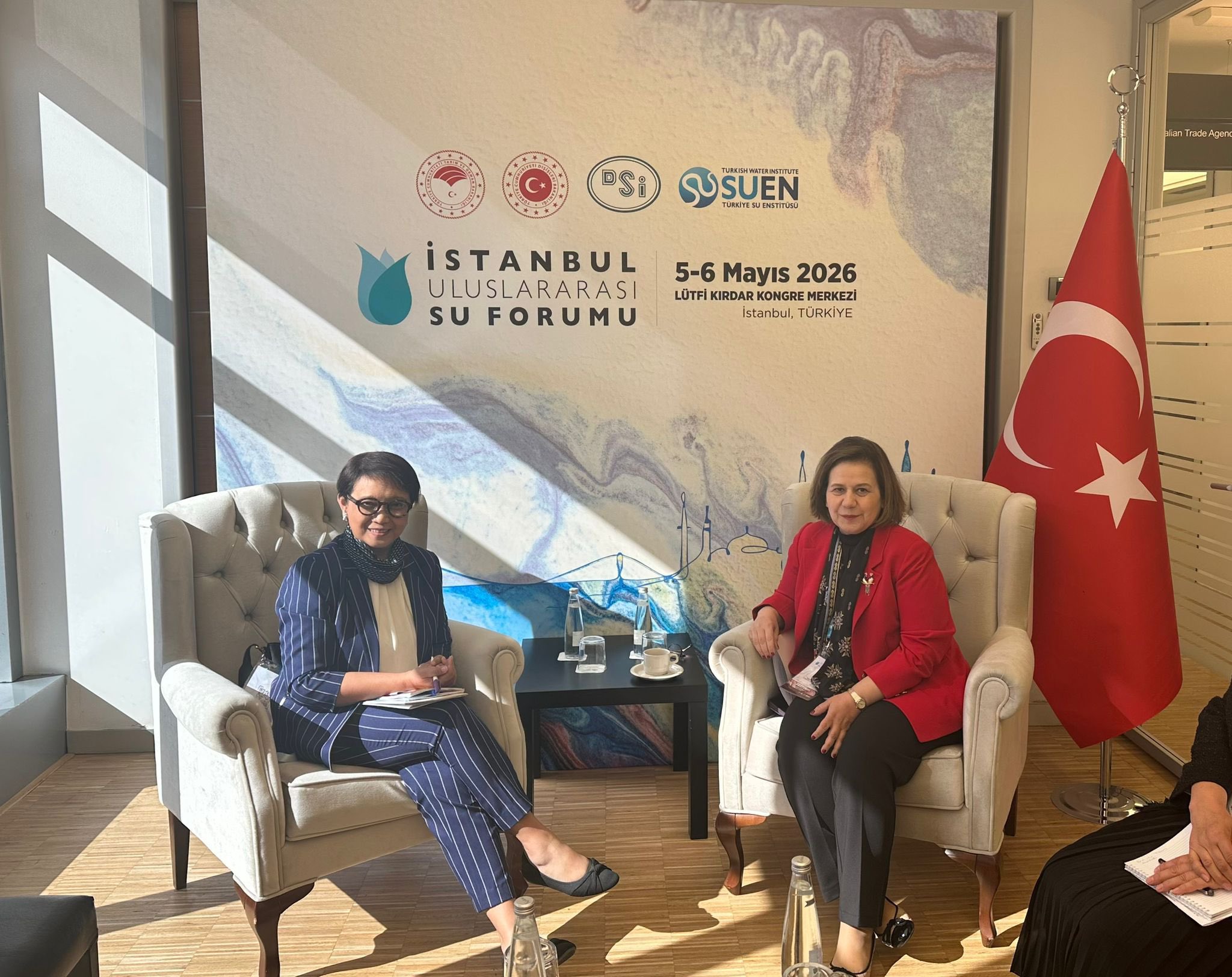Deputy Minister Ekinci meets with international officials