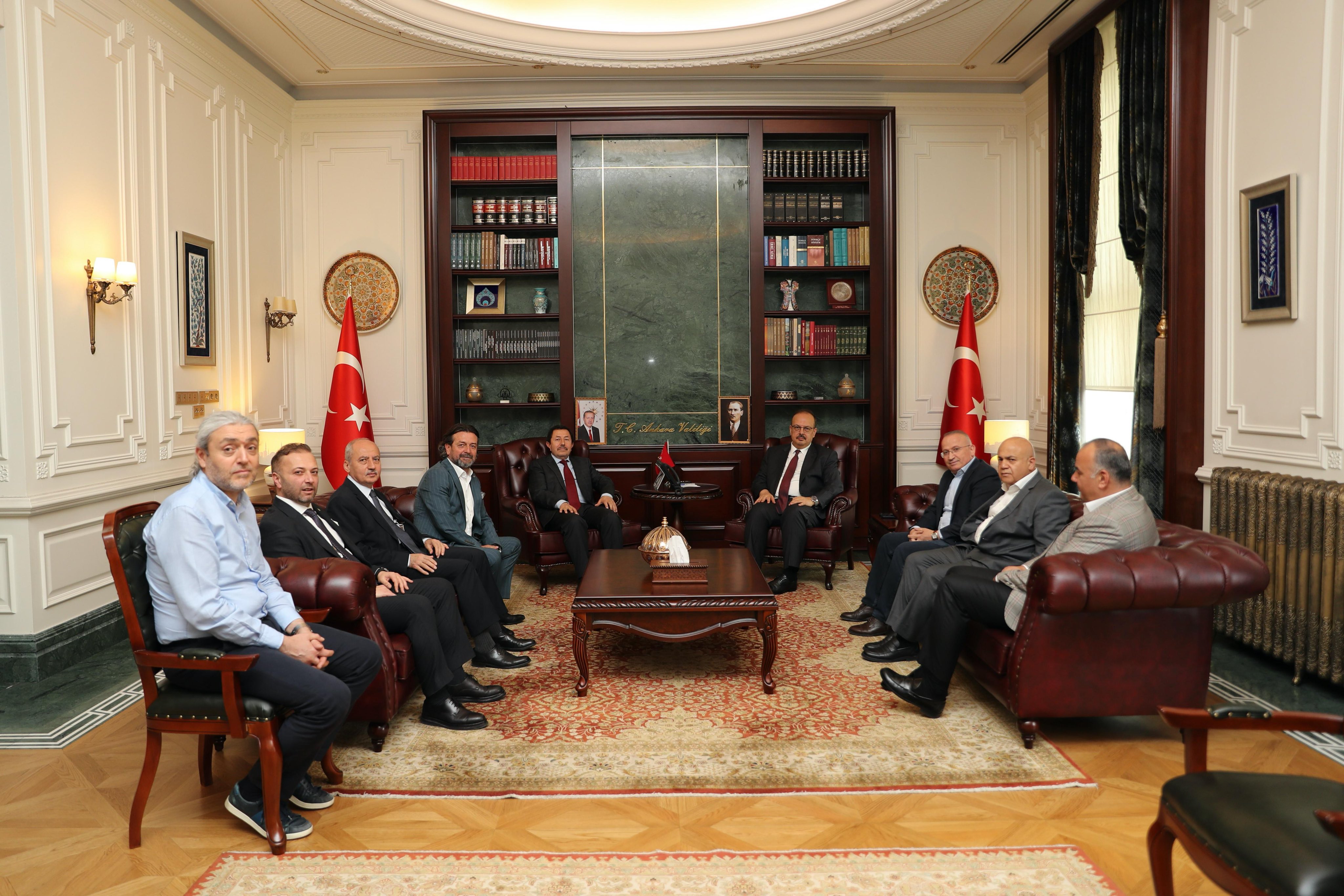 Emekli Vali Balkanlıoğlu'ndan Tebrik Ziyareti