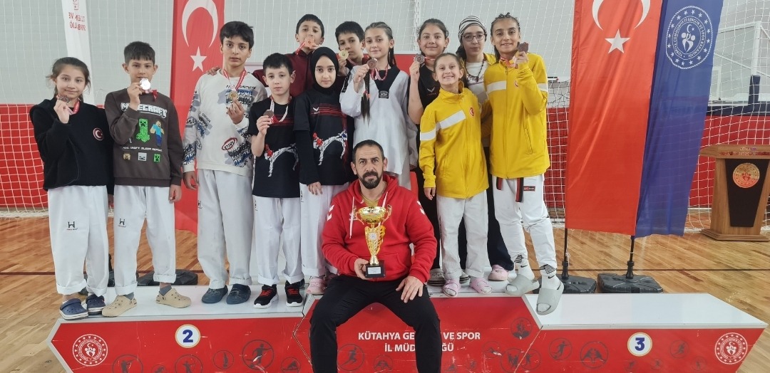 Erkmen Belediyespor’dan Kütahya’da Büyük Başarı