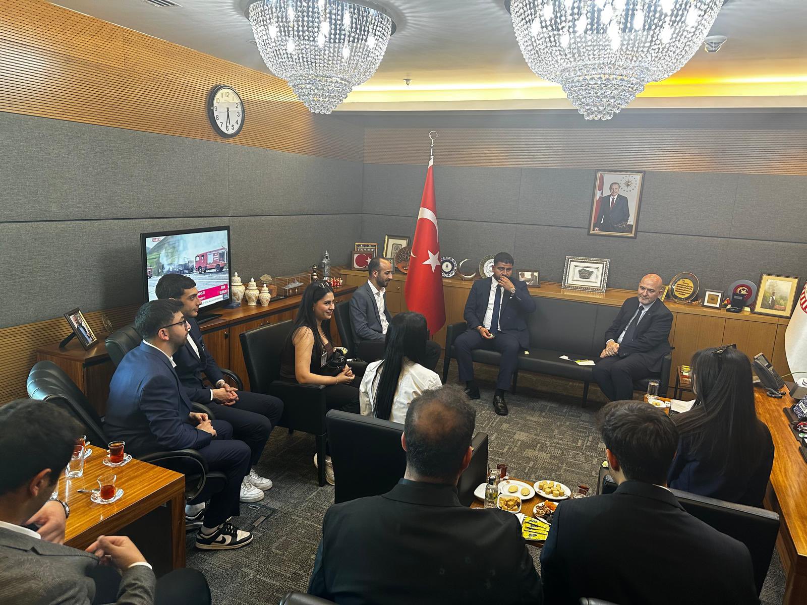 Gazi Meclisi'nde misafirler ağırlandı