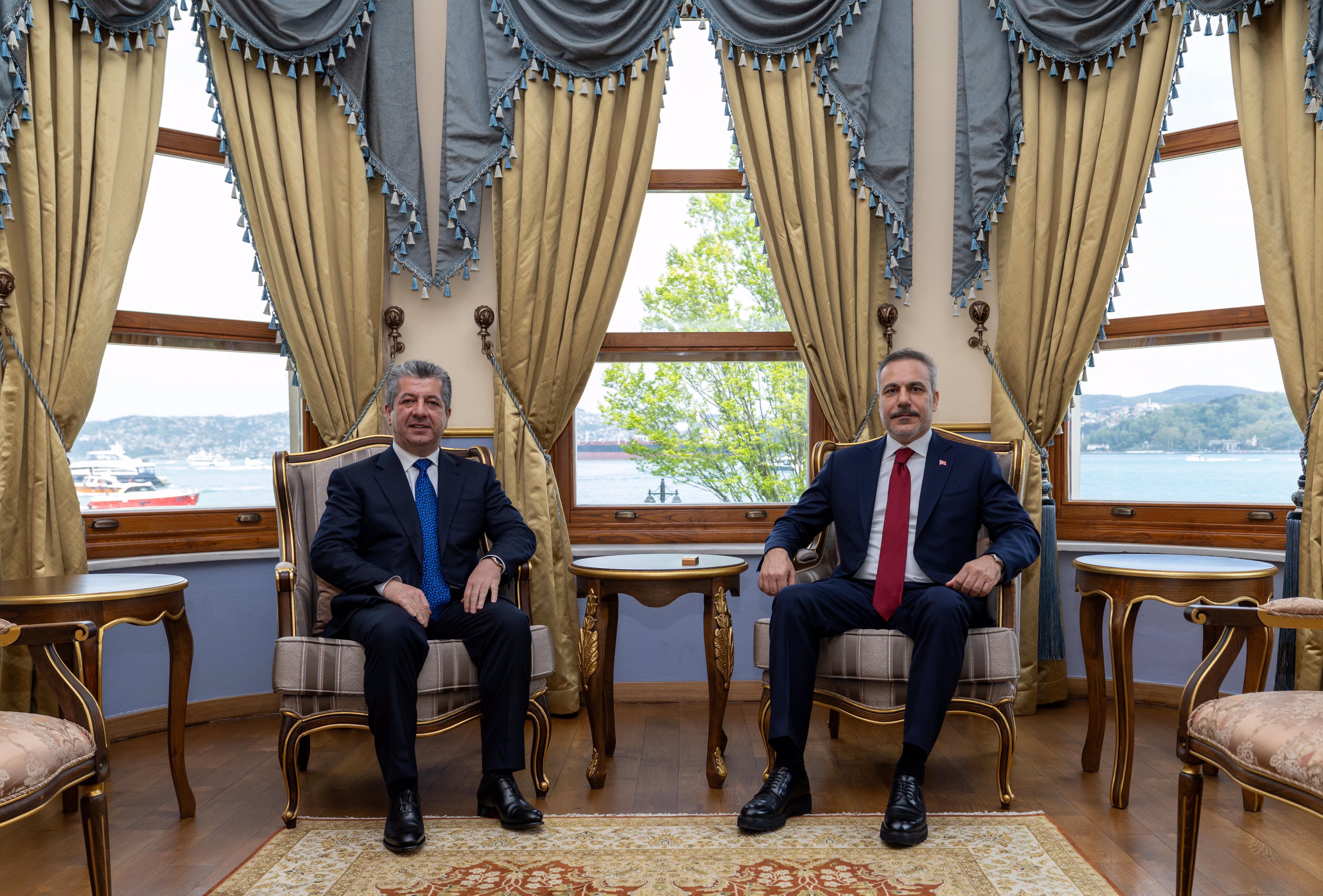 Hakan Fidan, IKBY Başbakanı Barzani ile görüştü