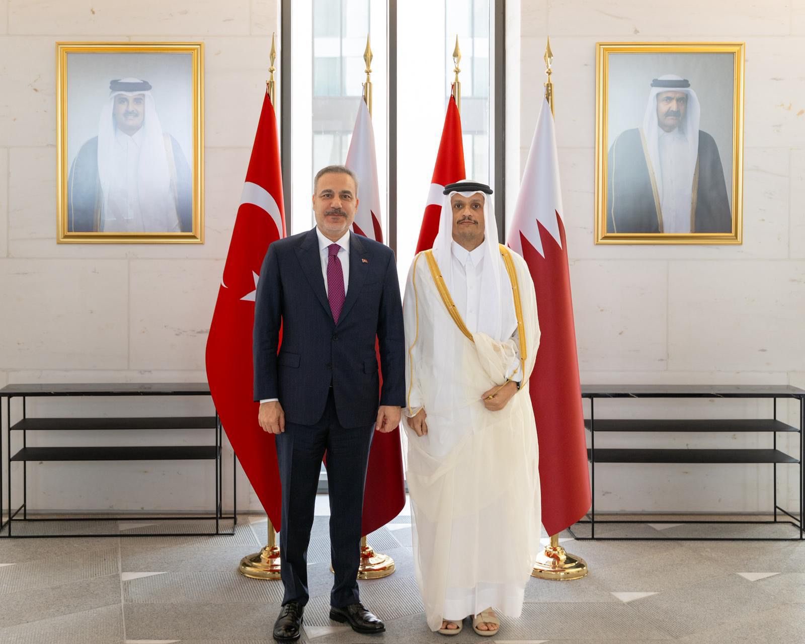 Hakan Fidan, Katar Başbakanı ile Doha'da buluştu