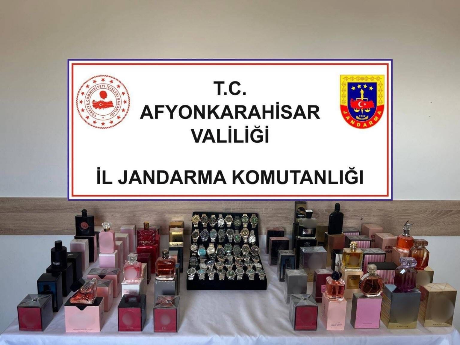 Kaçak Ürünler Ele Geçirildi