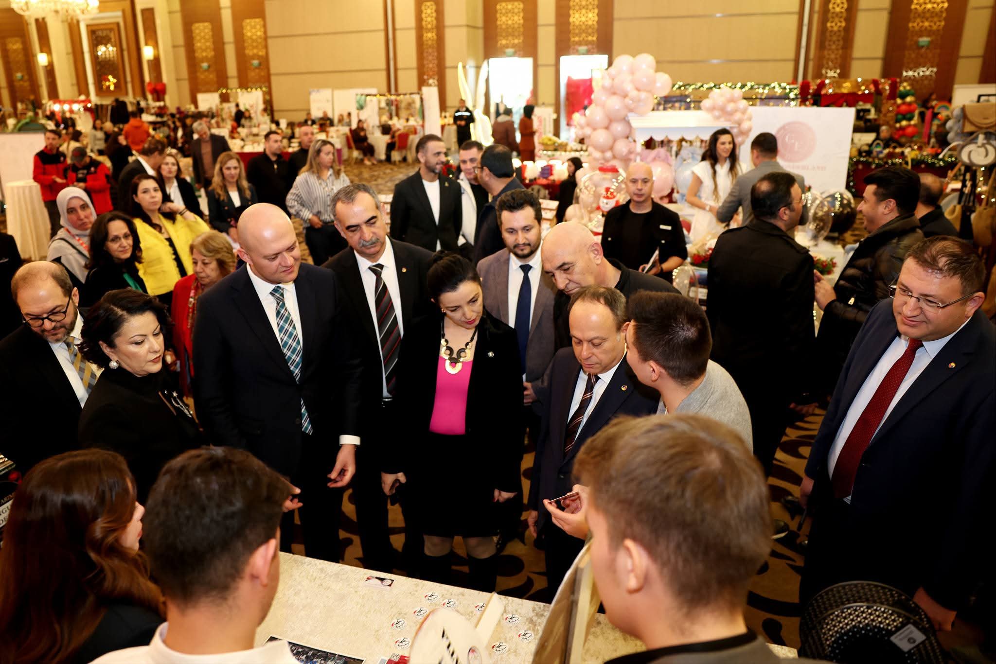 Kadın Girişimciler Kurulu’ndan Yeni Yıl Alışveriş Festivali