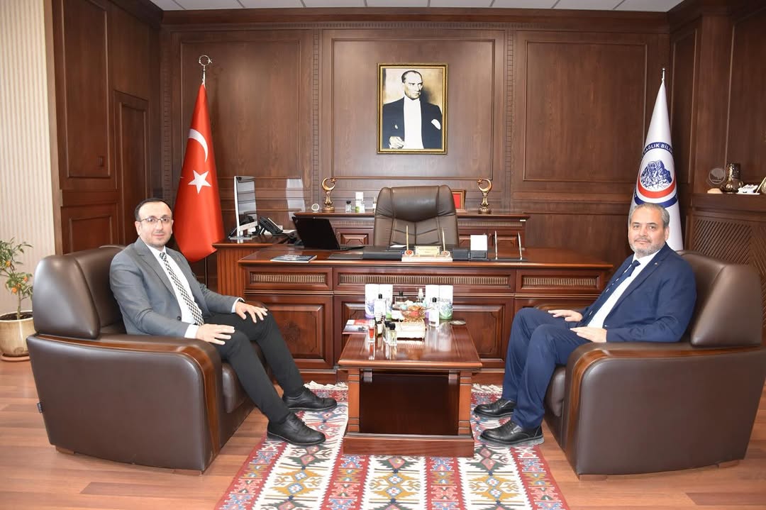 Prof. Dr. Adem Aslan, TÜSEB Klinik Araştırmalar Dairesi Başkanı Doç. Dr. Mustafa Ünal'ı Kabul Etti