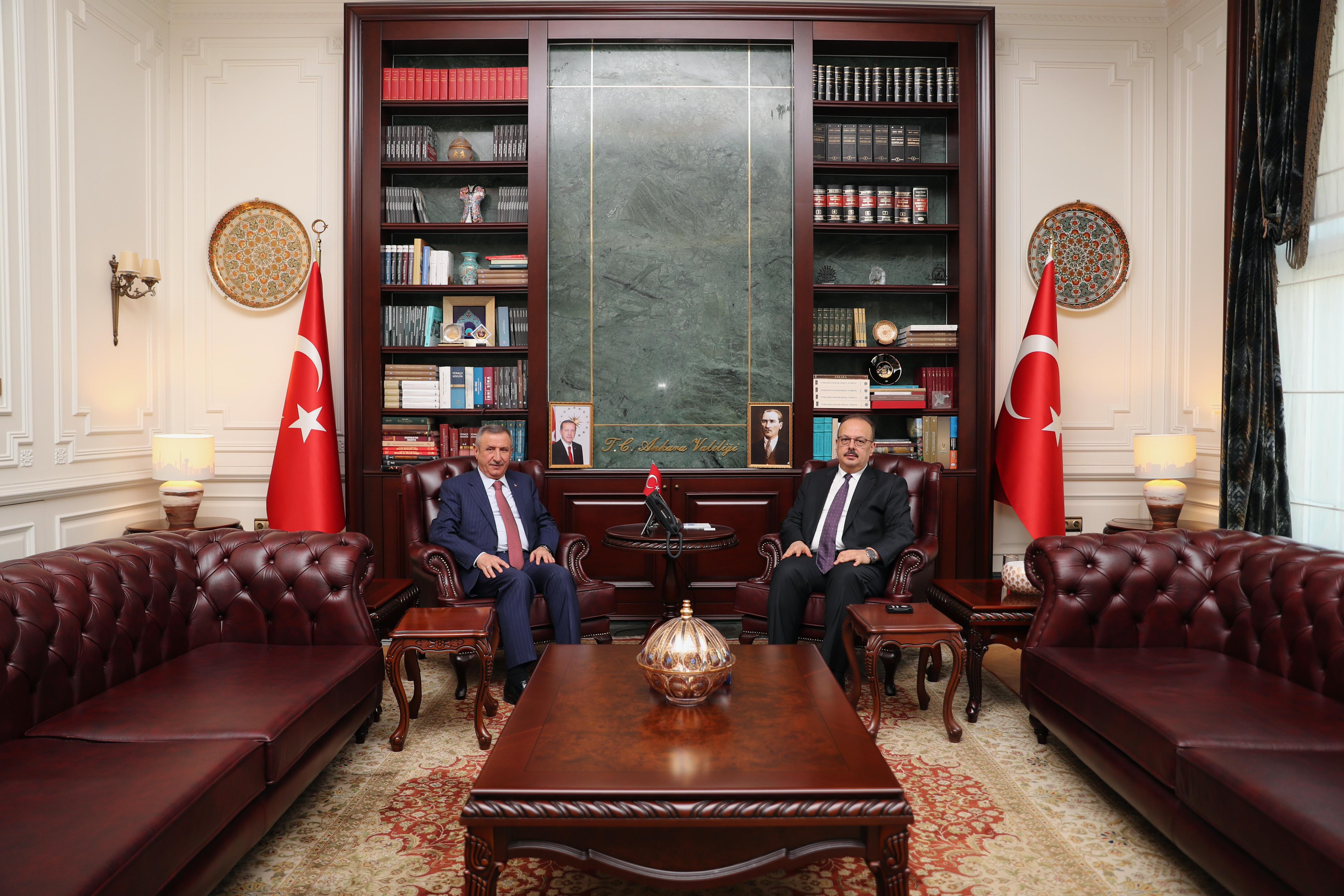 Provincial Auditor, Governor Yılmaz'ı tebrik etti