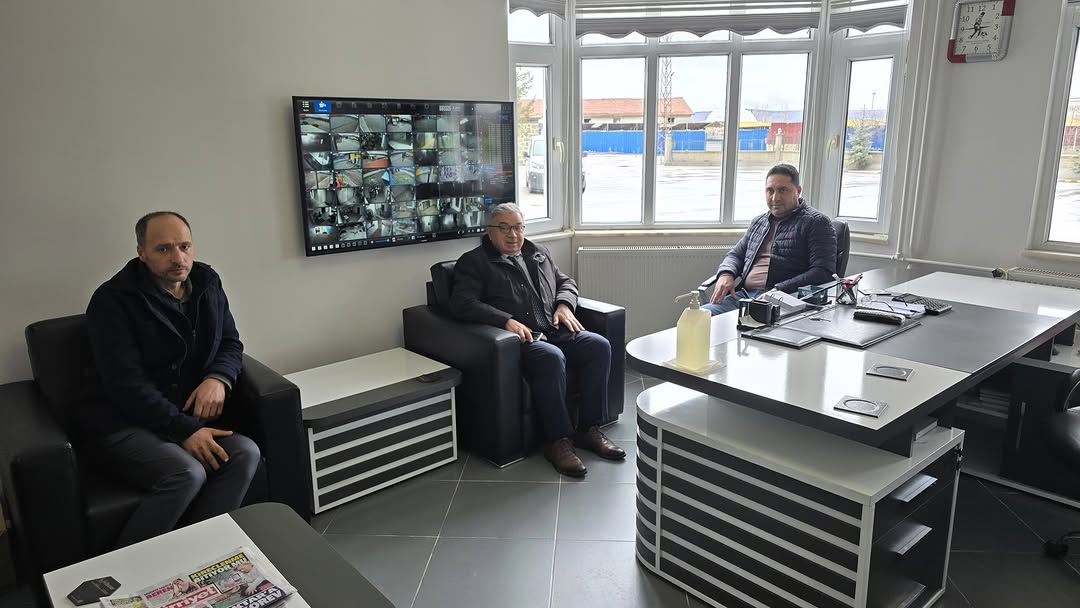 Şuhut Belediye Başkanı Muhuttin ÖZAŞKIN Efe Kule Et Kombinası’nı ziyaret etti