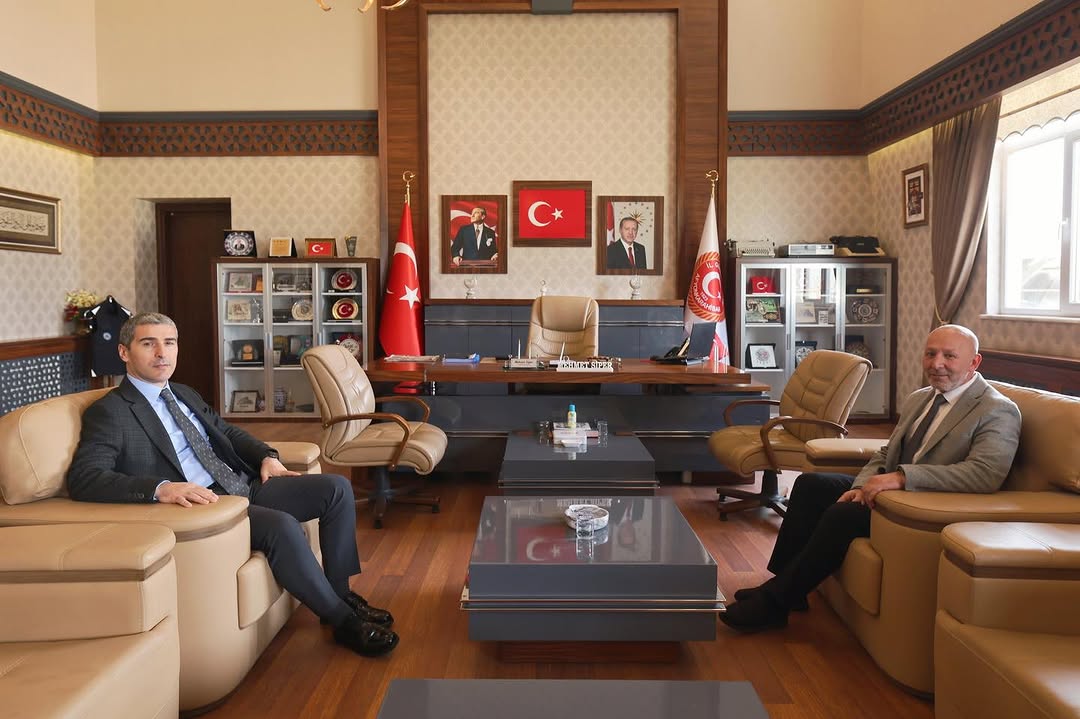 Vali Dr. Naci Aktaş, İl Genel Meclisi Başkanı Mehmet Siper'i ziyaret etti! Peki, ziyaretin detayları neler?