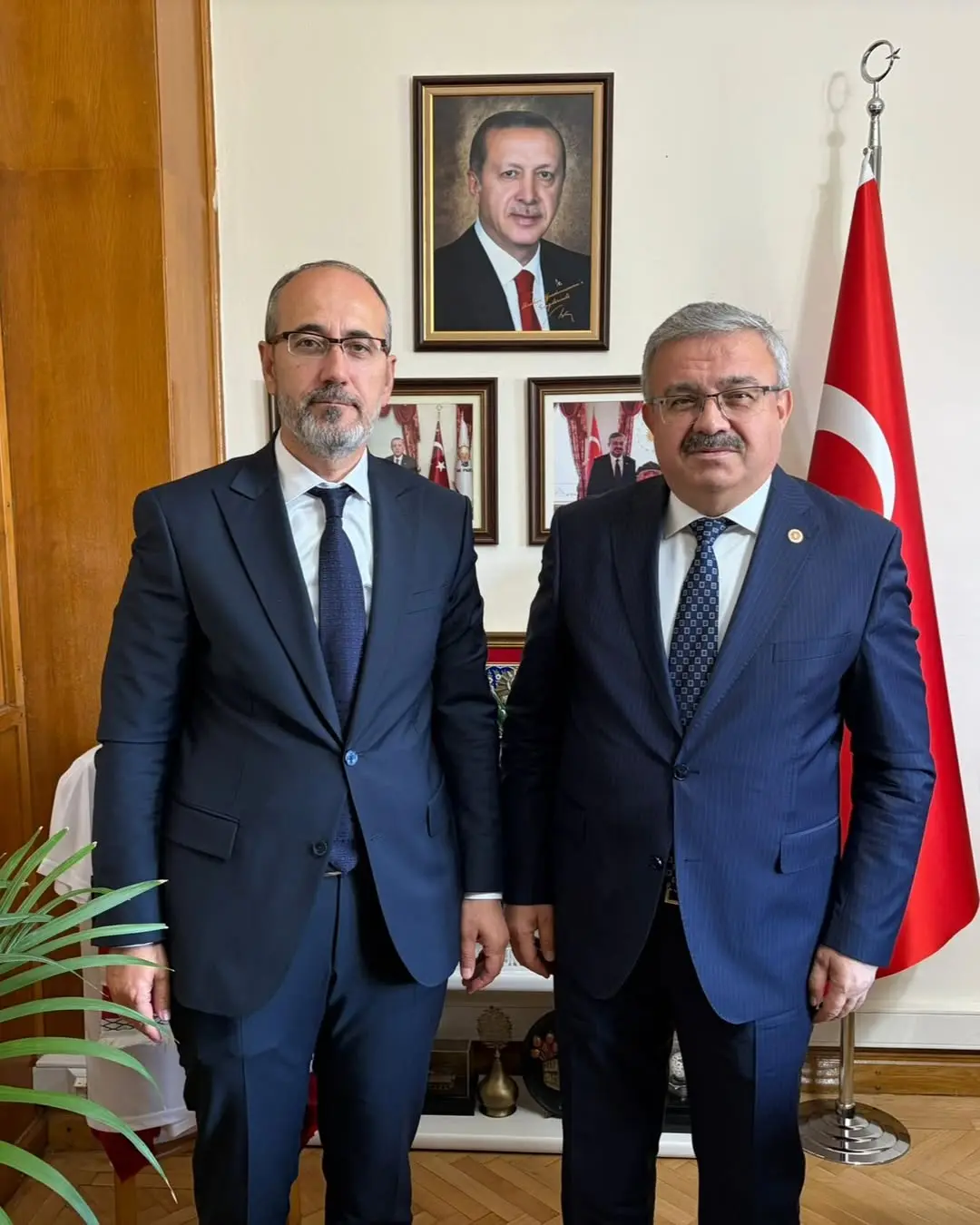 İl Sağlık Müdürü Dr. Hakkı Öztürk, Ankara Programında AK Parti Afyonkarahisar Milletvekili Av. İbrahim Yurdunuseven'i Ziyaret Etti